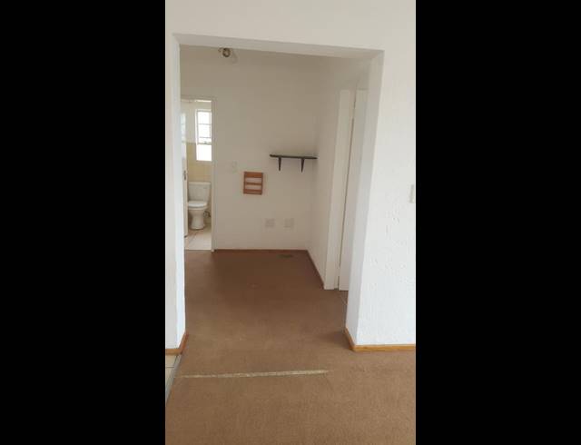 2 BEDROOM PROPERTY TO RENT IN SONNEVELD